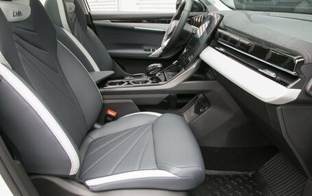 Geely Atlas, 2025 год, 3 930 990 рублей, 28 фотография