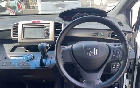 Honda Freed I, 2015 год, 963 000 рублей, 7 фотография