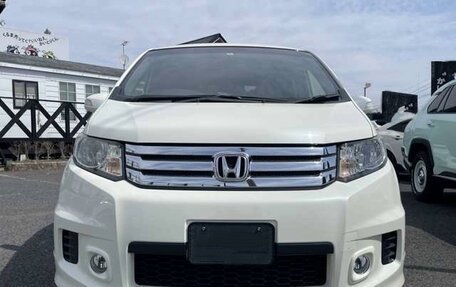 Honda Freed I, 2015 год, 963 000 рублей, 2 фотография