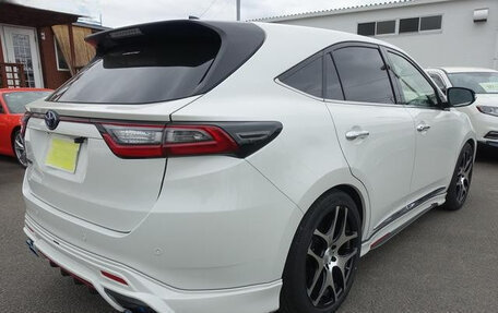 Toyota Harrier, 2020 год, 2 200 000 рублей, 4 фотография