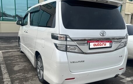 Toyota Vellfire I, 2013 год, 1 300 000 рублей, 3 фотография
