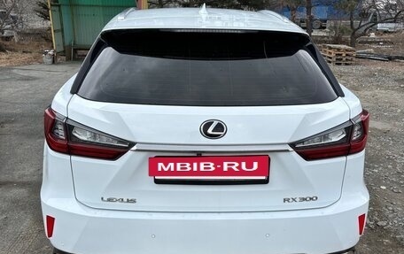 Lexus RX IV рестайлинг, 2019 год, 4 200 000 рублей, 2 фотография