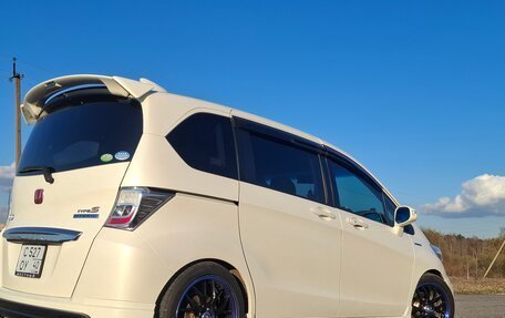 Honda Freed I, 2011 год, 1 399 999 рублей, 5 фотография