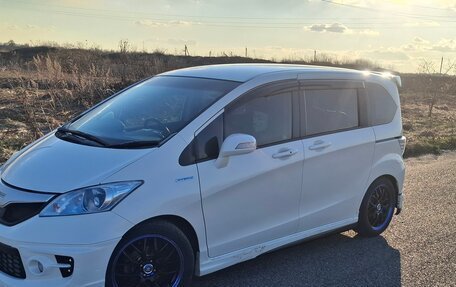 Honda Freed I, 2011 год, 1 399 999 рублей, 3 фотография