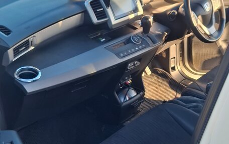 Honda Freed I, 2011 год, 1 399 999 рублей, 8 фотография