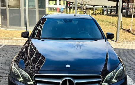 Mercedes-Benz E-Класс, 2015 год, 1 950 000 рублей, 3 фотография