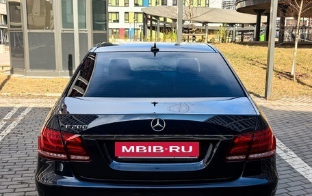 Mercedes-Benz E-Класс, 2015 год, 1 950 000 рублей, 10 фотография