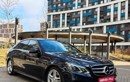 Mercedes-Benz E-Класс, 2015 год, 1 950 000 рублей, 5 фотография