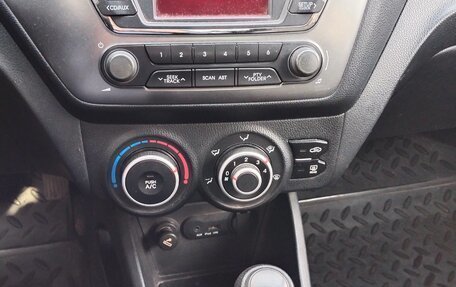 KIA Rio III рестайлинг, 2012 год, 700 000 рублей, 3 фотография