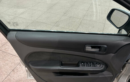 Ford Focus II рестайлинг, 2005 год, 399 000 рублей, 15 фотография