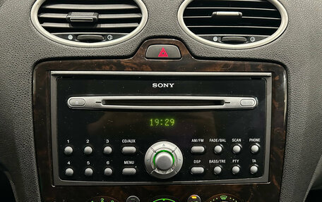 Ford Focus II рестайлинг, 2005 год, 399 000 рублей, 18 фотография