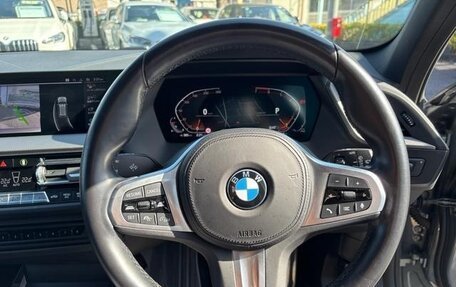 BMW 1 серия, 2022 год, 1 200 000 рублей, 9 фотография