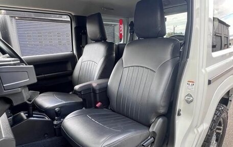 Suzuki Jimny, 2022 год, 1 157 000 рублей, 24 фотография