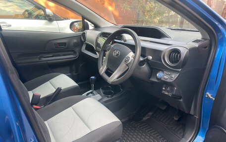 Toyota Aqua I, 2013 год, 735 000 рублей, 6 фотография
