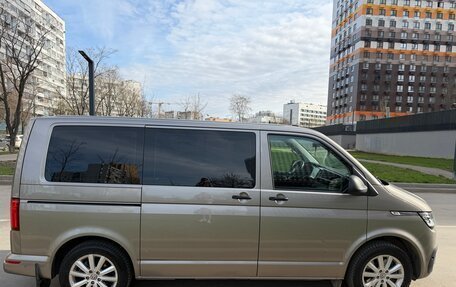 Volkswagen Multivan T6 рестайлинг, 2021 год, 5 550 000 рублей, 3 фотография