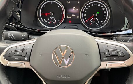 Volkswagen Multivan T6 рестайлинг, 2021 год, 5 550 000 рублей, 9 фотография