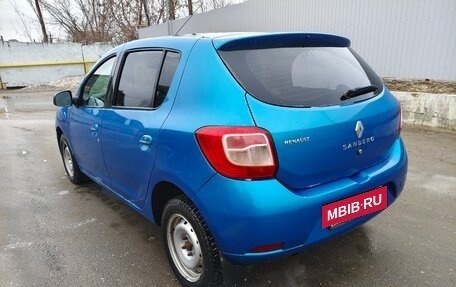 Renault Sandero II рестайлинг, 2015 год, 473 000 рублей, 3 фотография