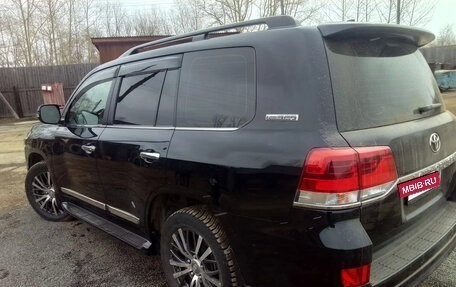 Toyota Land Cruiser 200, 2020 год, 10 000 000 рублей, 5 фотография