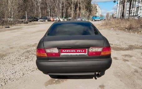 Toyota Carina E, 1997 год, 155 000 рублей, 6 фотография