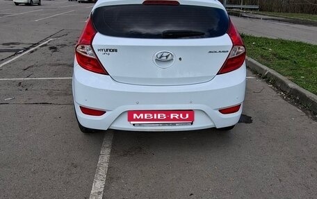 Hyundai Solaris II рестайлинг, 2012 год, 590 000 рублей, 2 фотография