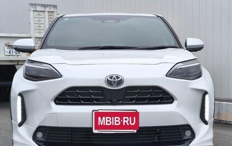 Toyota Yaris Cross, 2023 год, 1 420 000 рублей, 2 фотография
