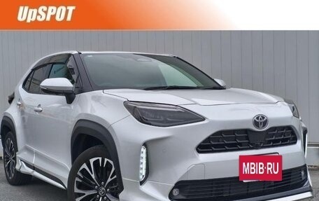 Toyota Yaris Cross, 2023 год, 1 420 000 рублей, 6 фотография