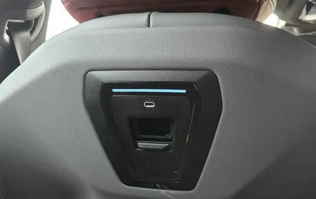 BMW 5 серия, 2024 год, 6 400 000 рублей, 14 фотография