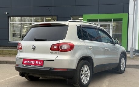 Volkswagen Tiguan I, 2011 год, 1 180 000 рублей, 5 фотография
