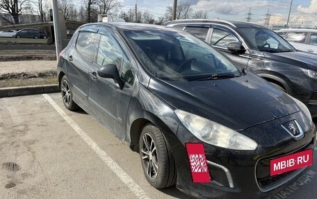 Peugeot 308 II, 2011 год, 399 000 рублей, 2 фотография