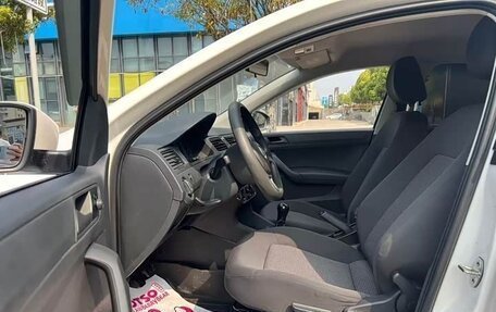 Volkswagen Santana, 2021 год, 980 000 рублей, 9 фотография