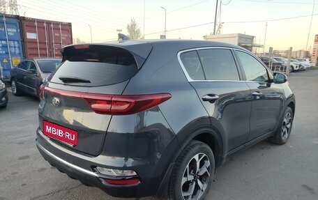 KIA Sportage IV рестайлинг, 2019 год, 1 899 000 рублей, 5 фотография