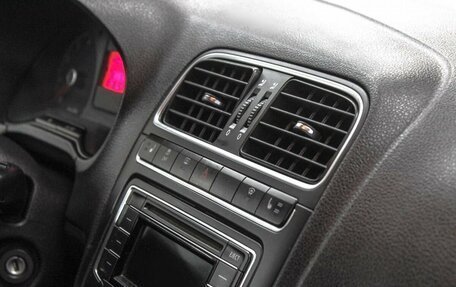 Volkswagen Polo VI (EU Market), 2013 год, 799 900 рублей, 13 фотография