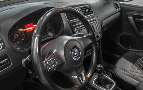 Volkswagen Polo VI (EU Market), 2013 год, 799 900 рублей, 17 фотография