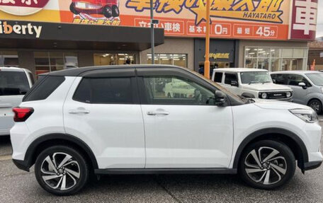 Toyota Raize I, 2022 год, 1 195 000 рублей, 9 фотография