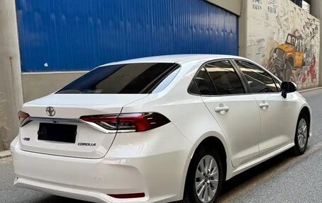 Toyota Corolla, 2022 год, 1 690 000 рублей, 4 фотография