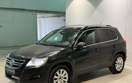 Volkswagen Tiguan I, 2010 год, 925 000 рублей, 2 фотография