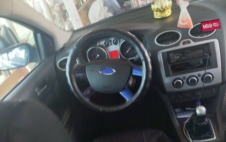 Ford Focus II рестайлинг, 2005 год, 470 000 рублей, 1 фотография