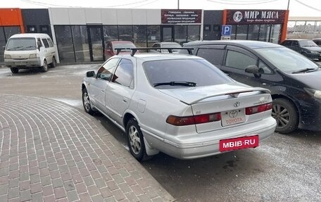 Toyota Camry, 1997 год, 410 000 рублей, 3 фотография