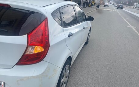 Hyundai Solaris II рестайлинг, 2014 год, 1 050 000 рублей, 5 фотография