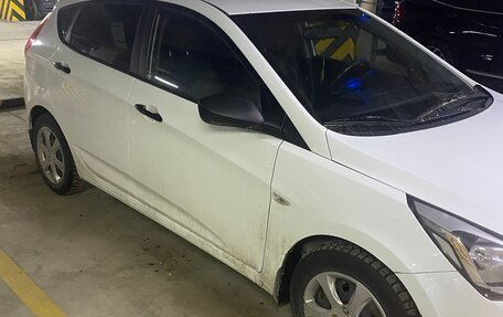 Hyundai Solaris II рестайлинг, 2014 год, 1 050 000 рублей, 8 фотография