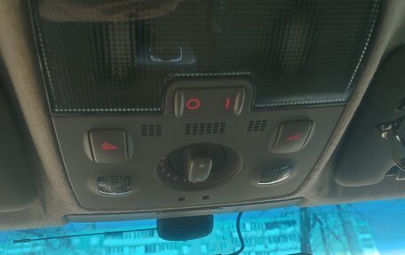 Audi A4, 2002 год, 750 000 рублей, 5 фотография