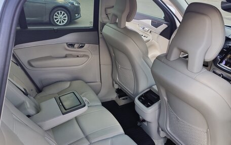 Volvo XC90 II рестайлинг, 2015 год, 2 870 000 рублей, 2 фотография