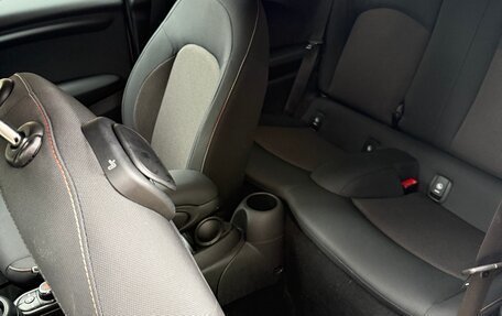 MINI Hatch, 2018 год, 1 950 000 рублей, 10 фотография