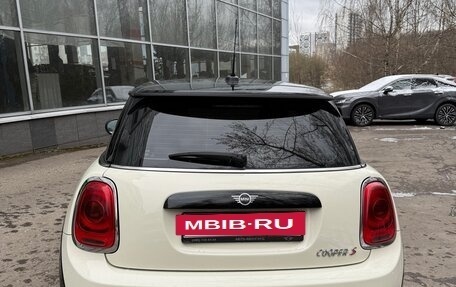 MINI Hatch, 2018 год, 1 950 000 рублей, 4 фотография