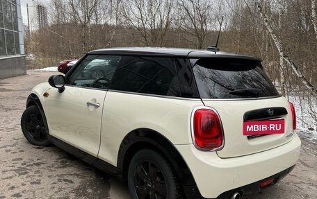 MINI Hatch, 2018 год, 1 950 000 рублей, 5 фотография