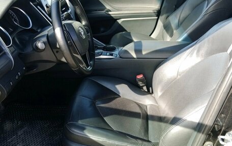 Toyota Camry, 2021 год, 2 800 000 рублей, 6 фотография