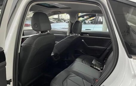 Volkswagen Lavida, 2023 год, 1 388 000 рублей, 10 фотография