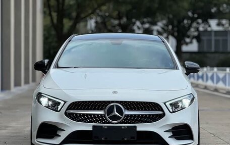 Mercedes-Benz A-Класс, 2020 год, 1 678 600 рублей, 2 фотография