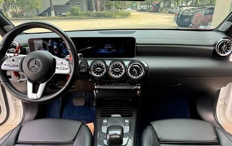 Mercedes-Benz A-Класс, 2020 год, 1 678 600 рублей, 7 фотография