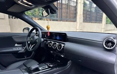 Mercedes-Benz A-Класс, 2022 год, 1 980 050 рублей, 12 фотография